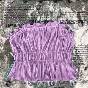 Forever 21 shiny ruched top NWOT